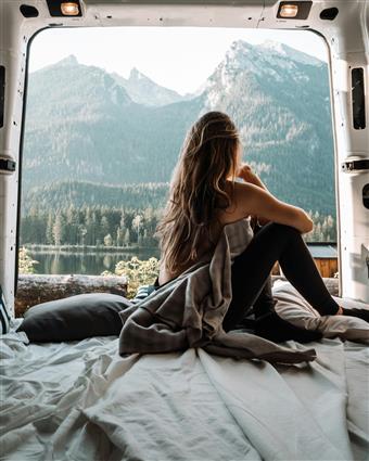 Van Life 2.0: Why More Professionals Are Going Mobile