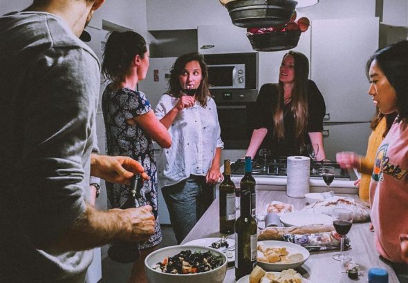 Slow Food for Fast Times: The Rise of Ritual in Everyday Eating