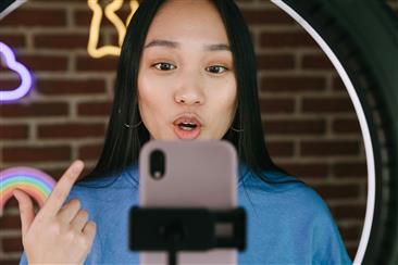 The Rise of Micro-Fame: When Everyone Is a Star in a Tiny Niche