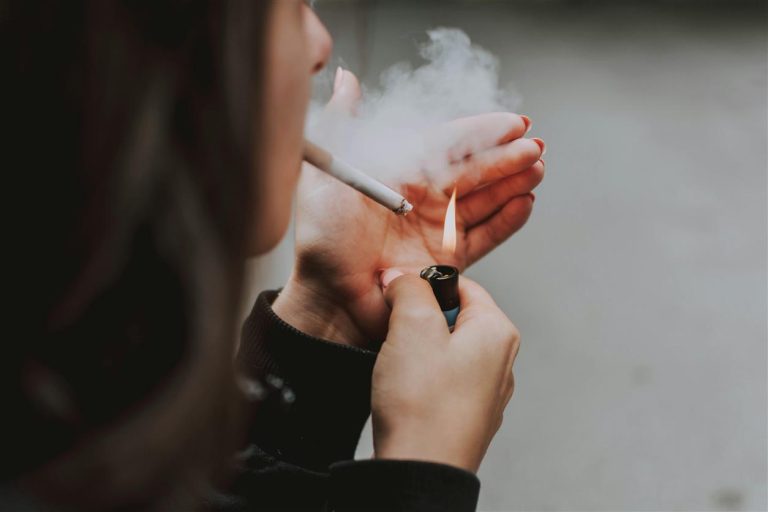 Daily Habits That Are Quietly Ruining Your Mental Health