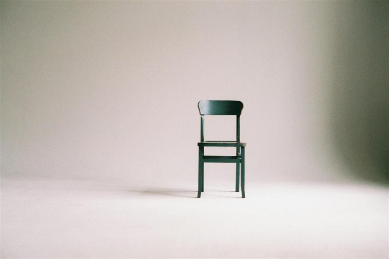 Minimalism 2.0: Is Owning Less Still the Key to Happiness?