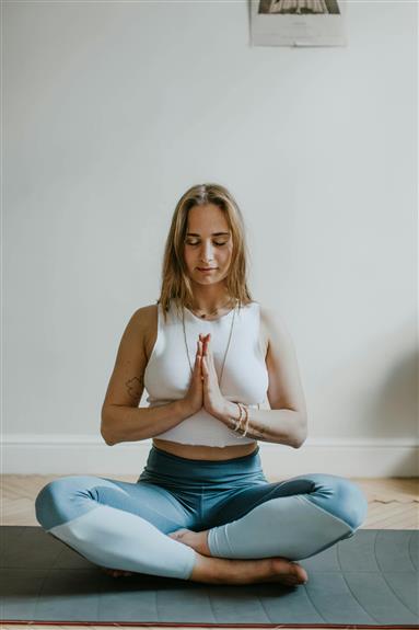 Micro-Meditation: Mindfulness for People Who Can’t Sit Still